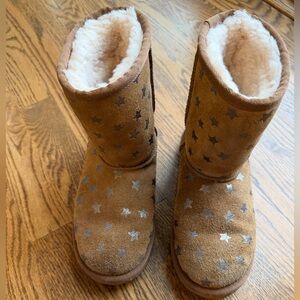 UGG Kids Shearling Boots-Size 2